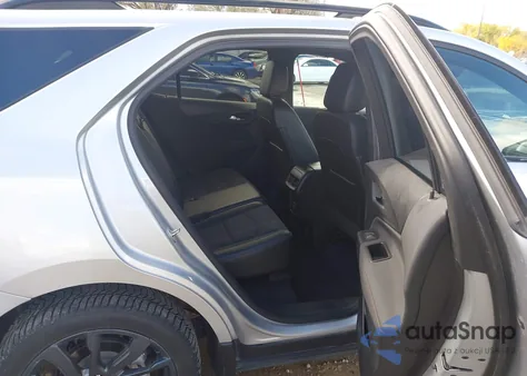 2022 Chevrolet Equinox Awd Rs z USA, uszkodzony, nr VIN 3GNAXWEV6NS116690